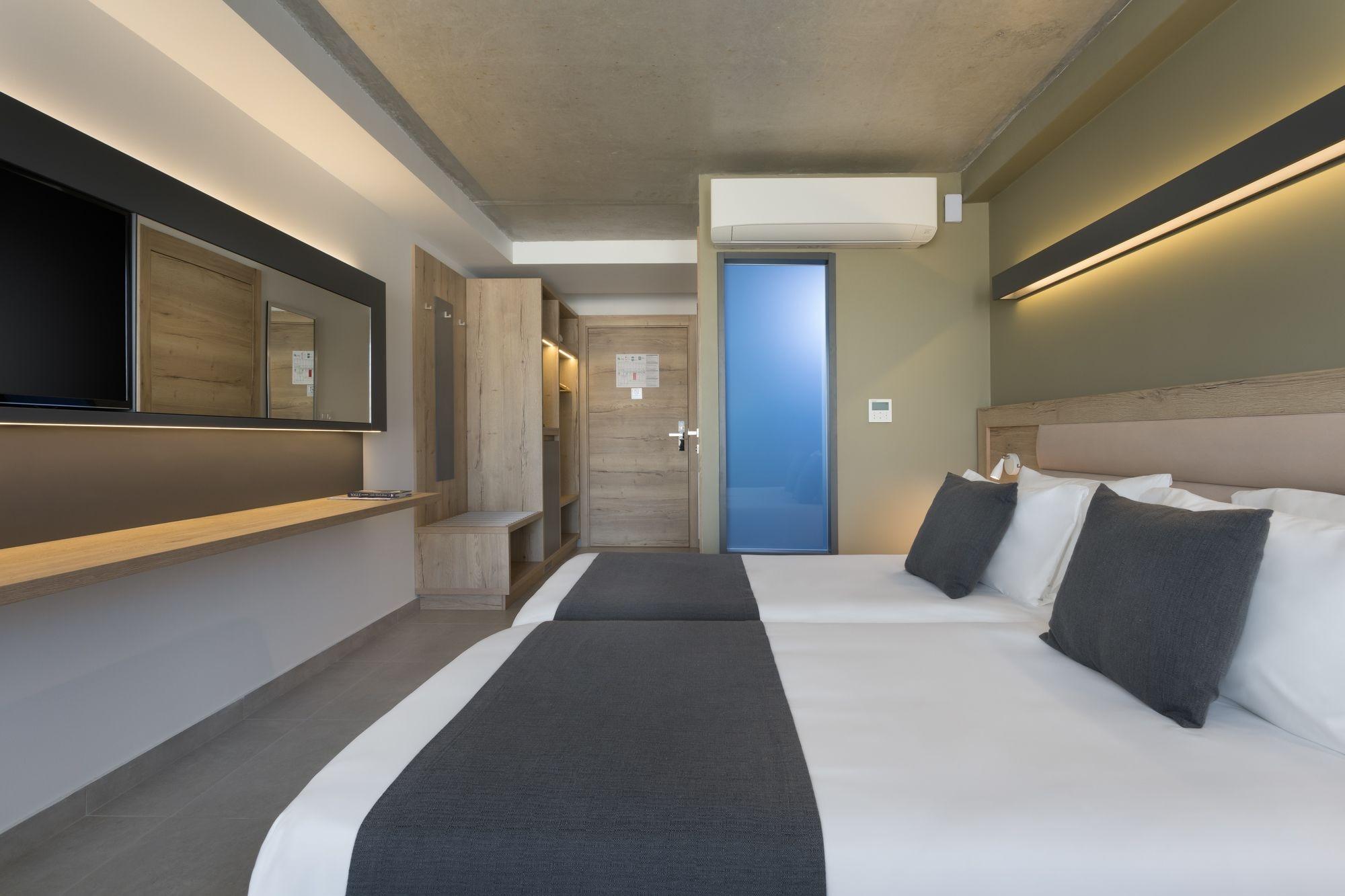 Azur By St 3*